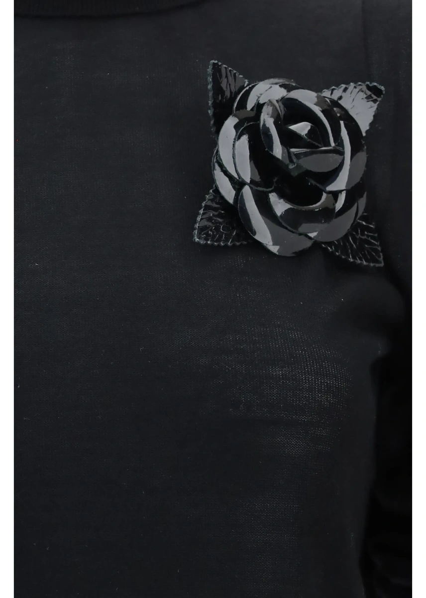 Pulover High-neck Sweater with flower brooch - Img 3