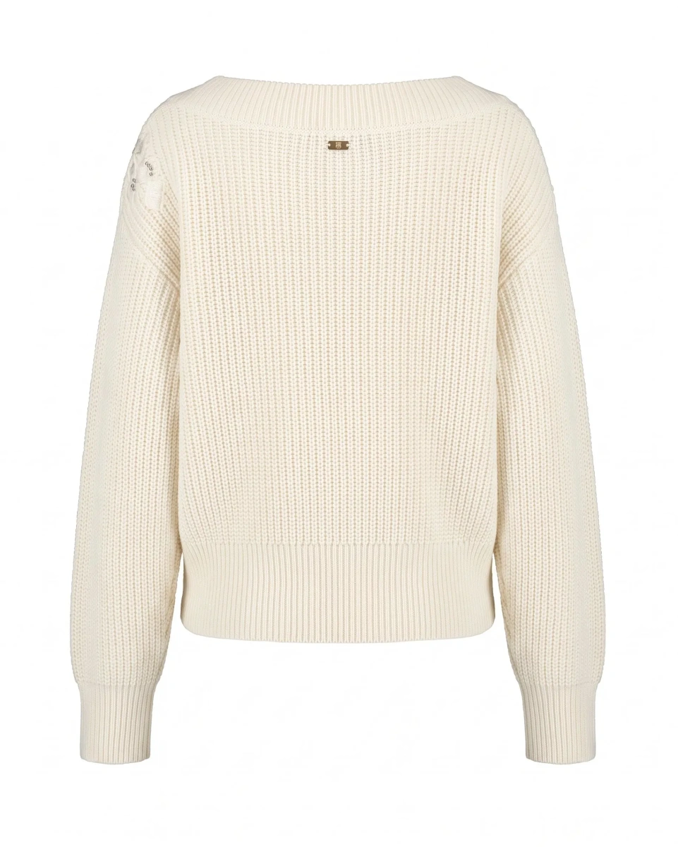 Pulover Sweater with embroidery - Img 2