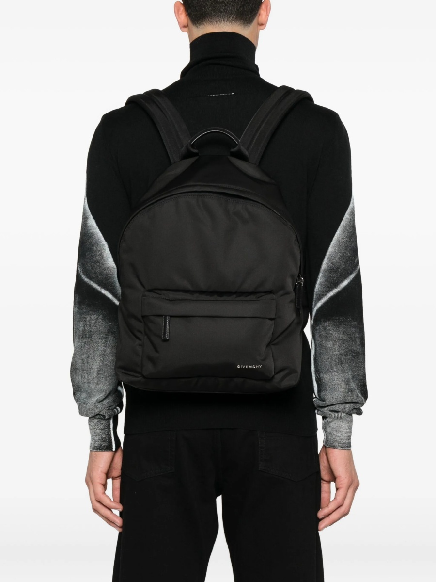 Rucsac Givenchy negru din poliamida - Img 2
