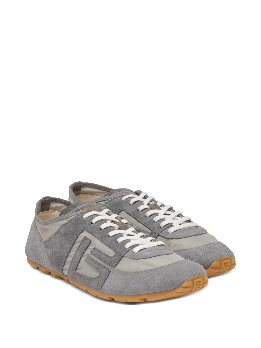 Sneakers Balmain gri din piele intoarsa si nylon - Img 2