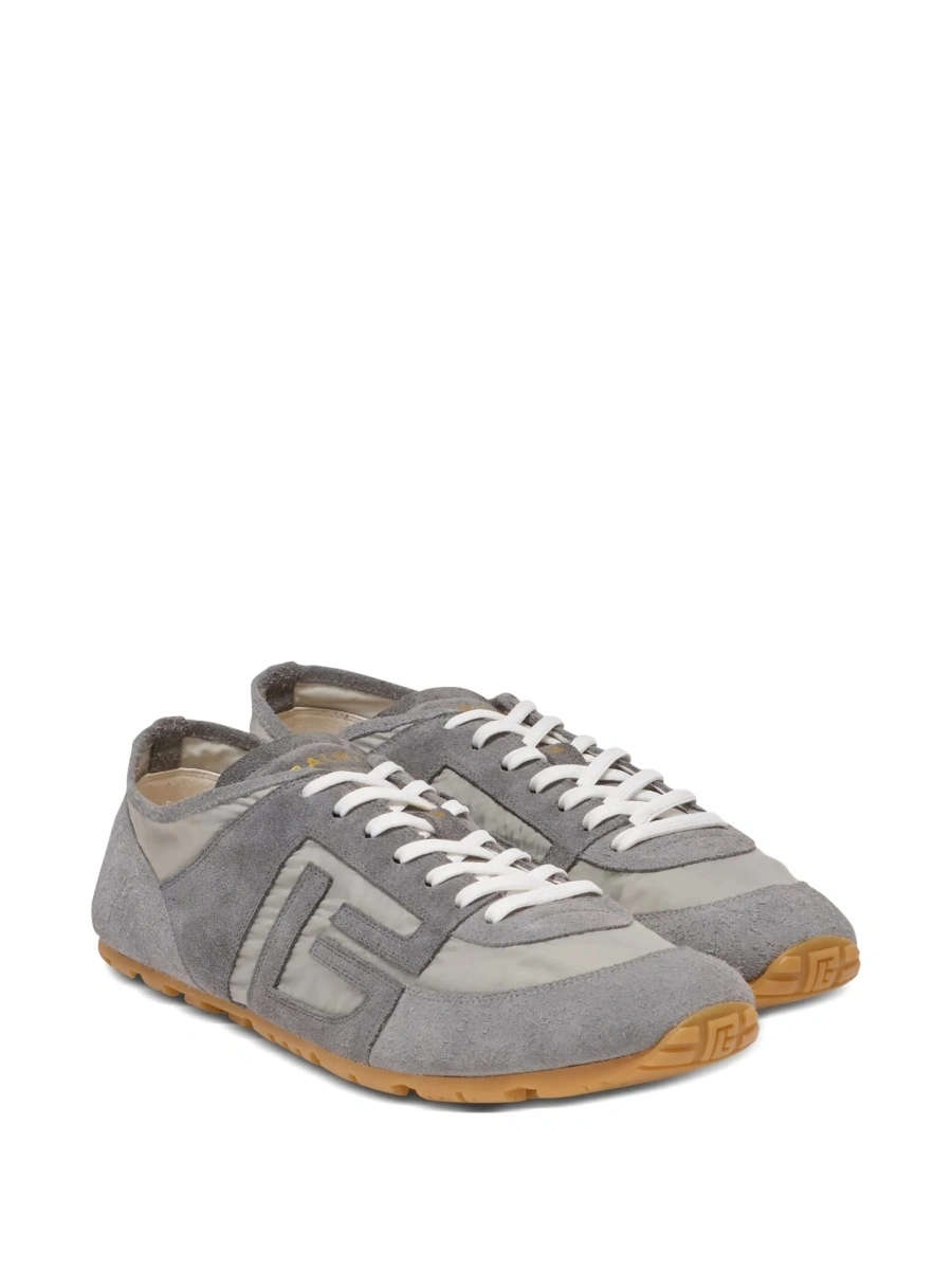 Sneakers Balmain gri din piele intoarsa si nylon - Img 2