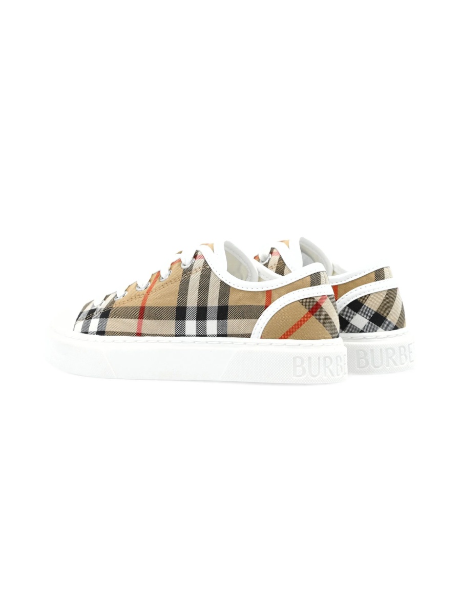 Sneakers Burberry neutri din material textil - Img 3