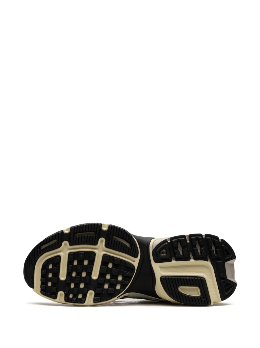 Sneakers Nike albi din material textil - Img 8