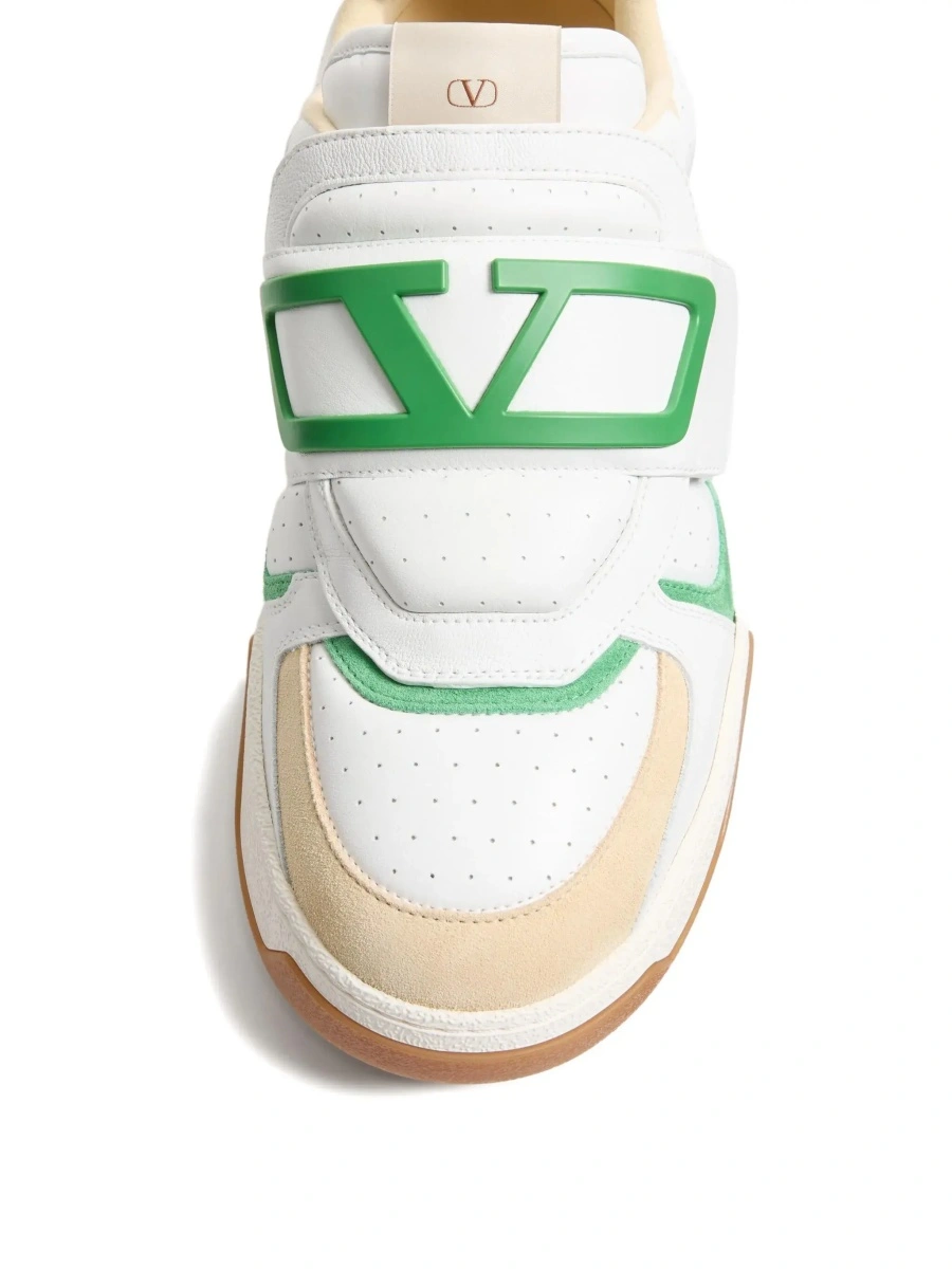 Sneakers Valentino Garavani albi din piele 'Joie de Jouer' - Img 8