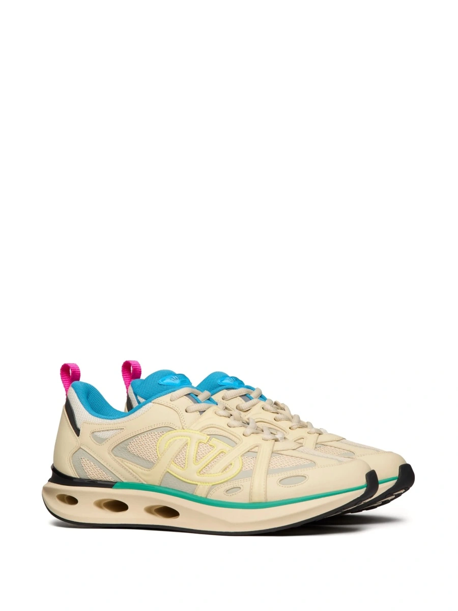Sneakers Valentino Garavani neutri din piele si material textil - Img 2
