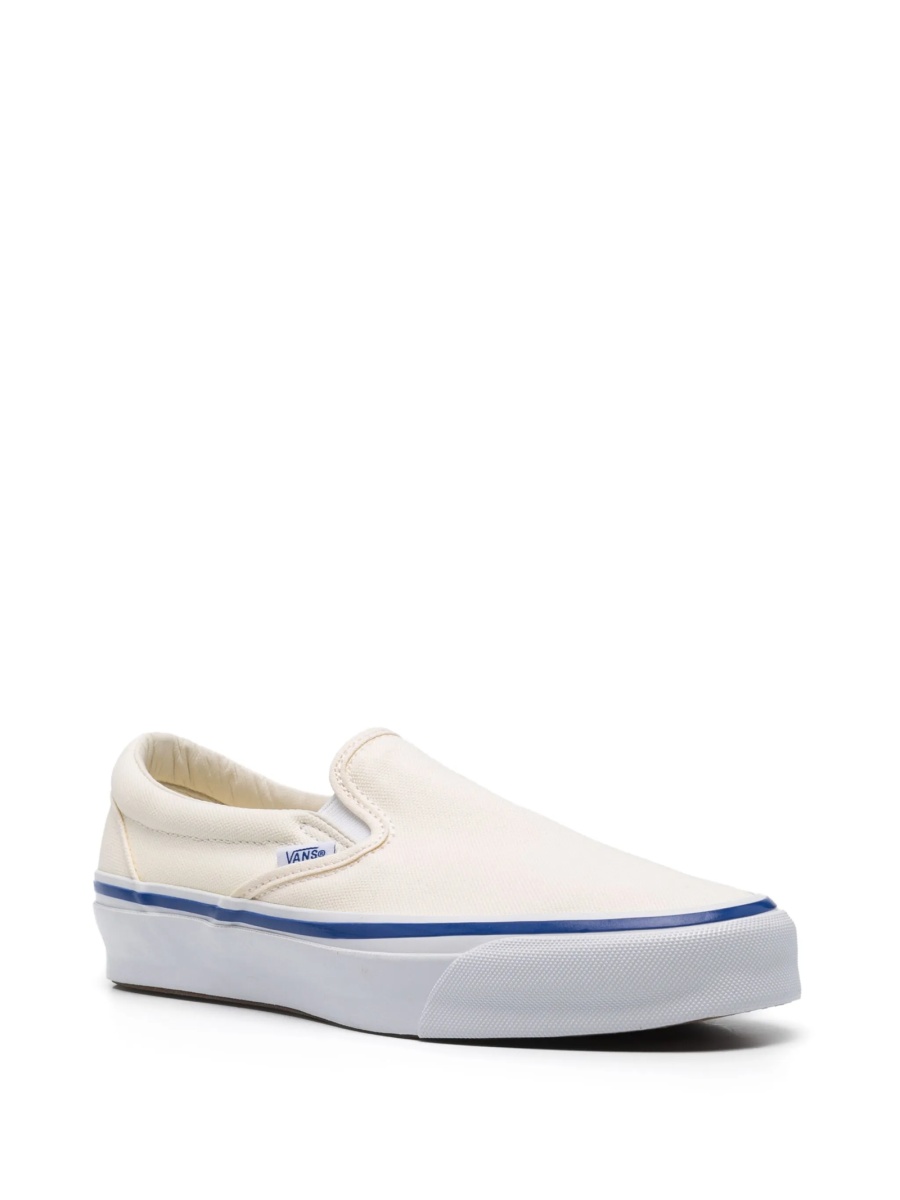 Sneakers Vans albi din material textil - Img 2