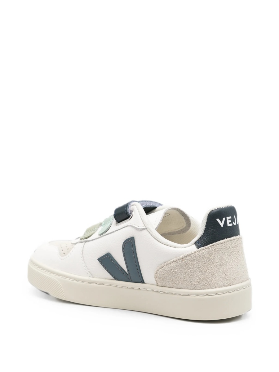 Sneakers VEJA albi din piele - Img 2
