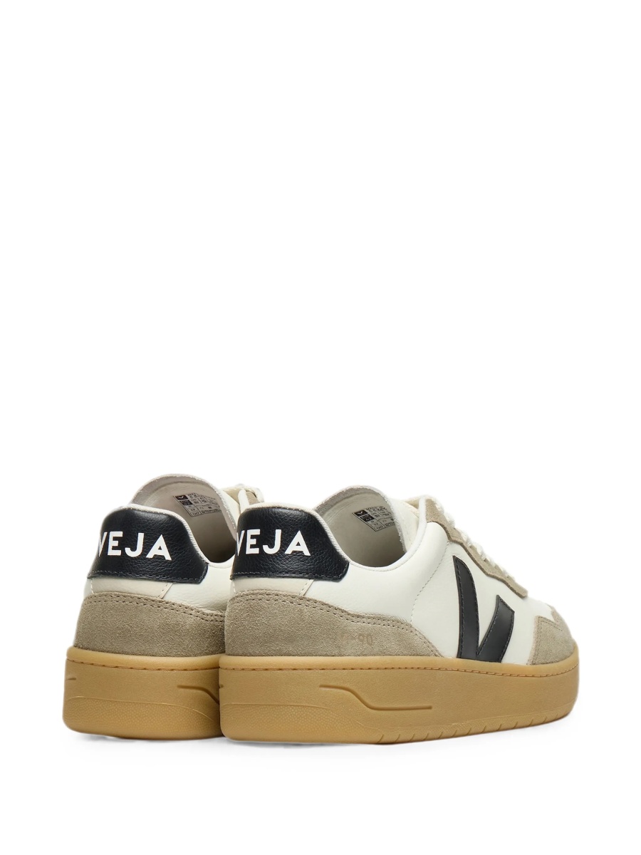 Sneakers VEJA neutri din piele - Img 3