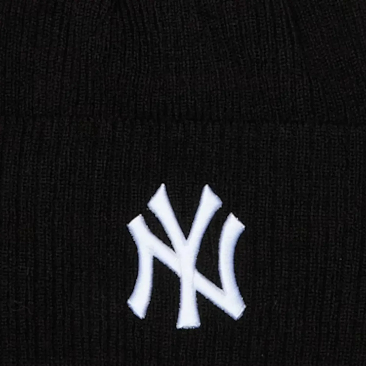 Wide Cuff Beanie New York Yankees Hat - Img 3