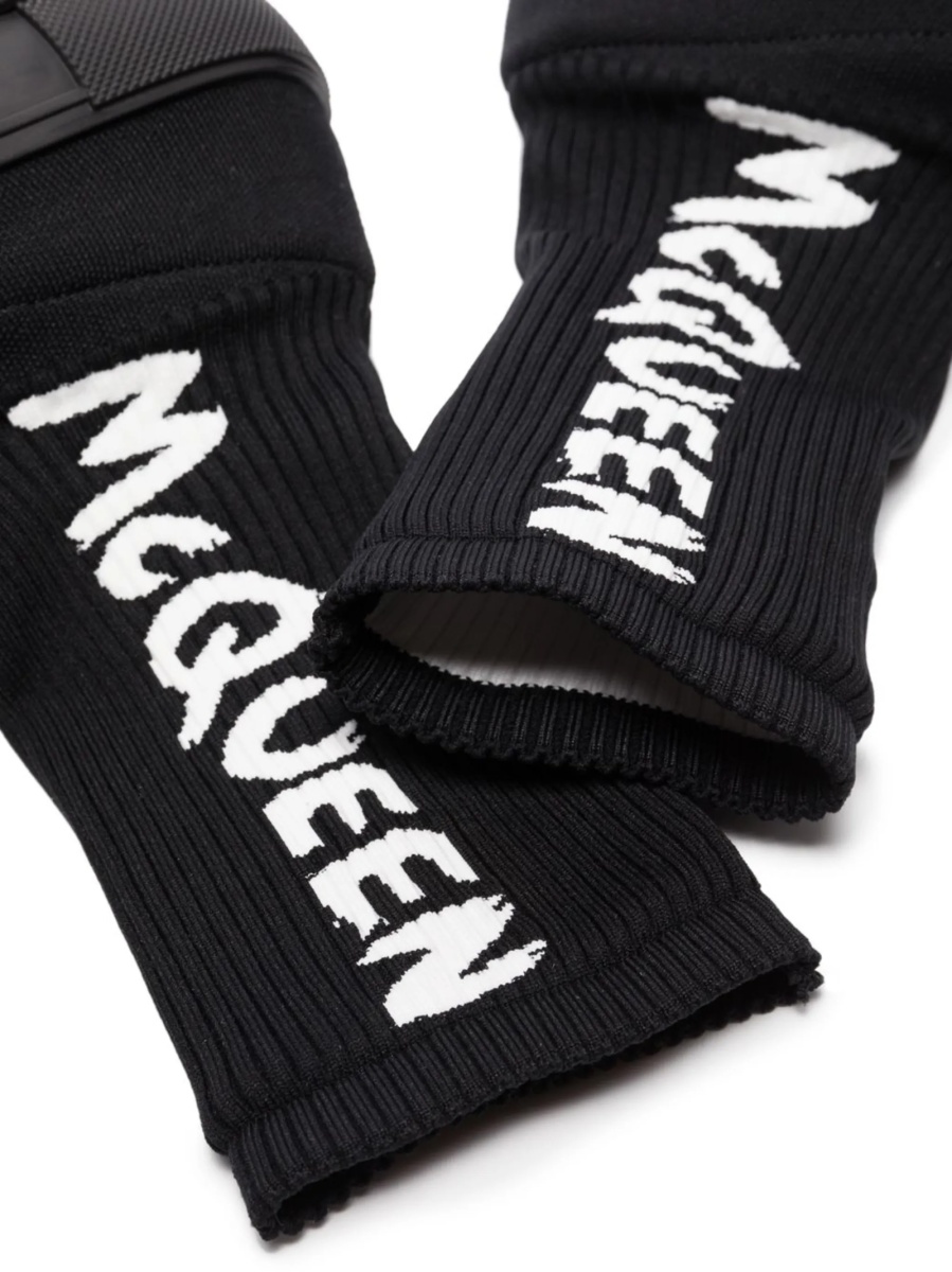 Bocanci Alexander McQueen negri din material textil - Img 4
