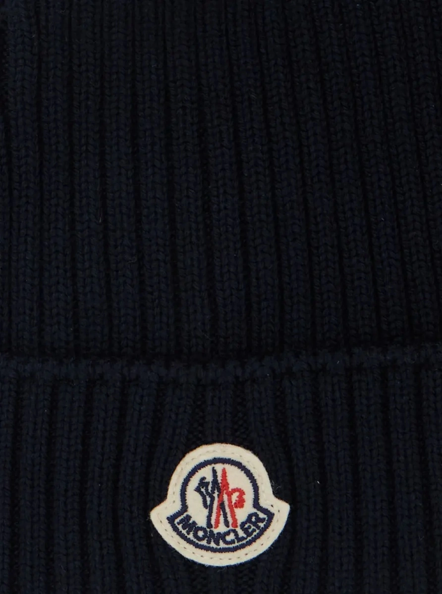 Caciula Moncler albastra din lana - Img 3