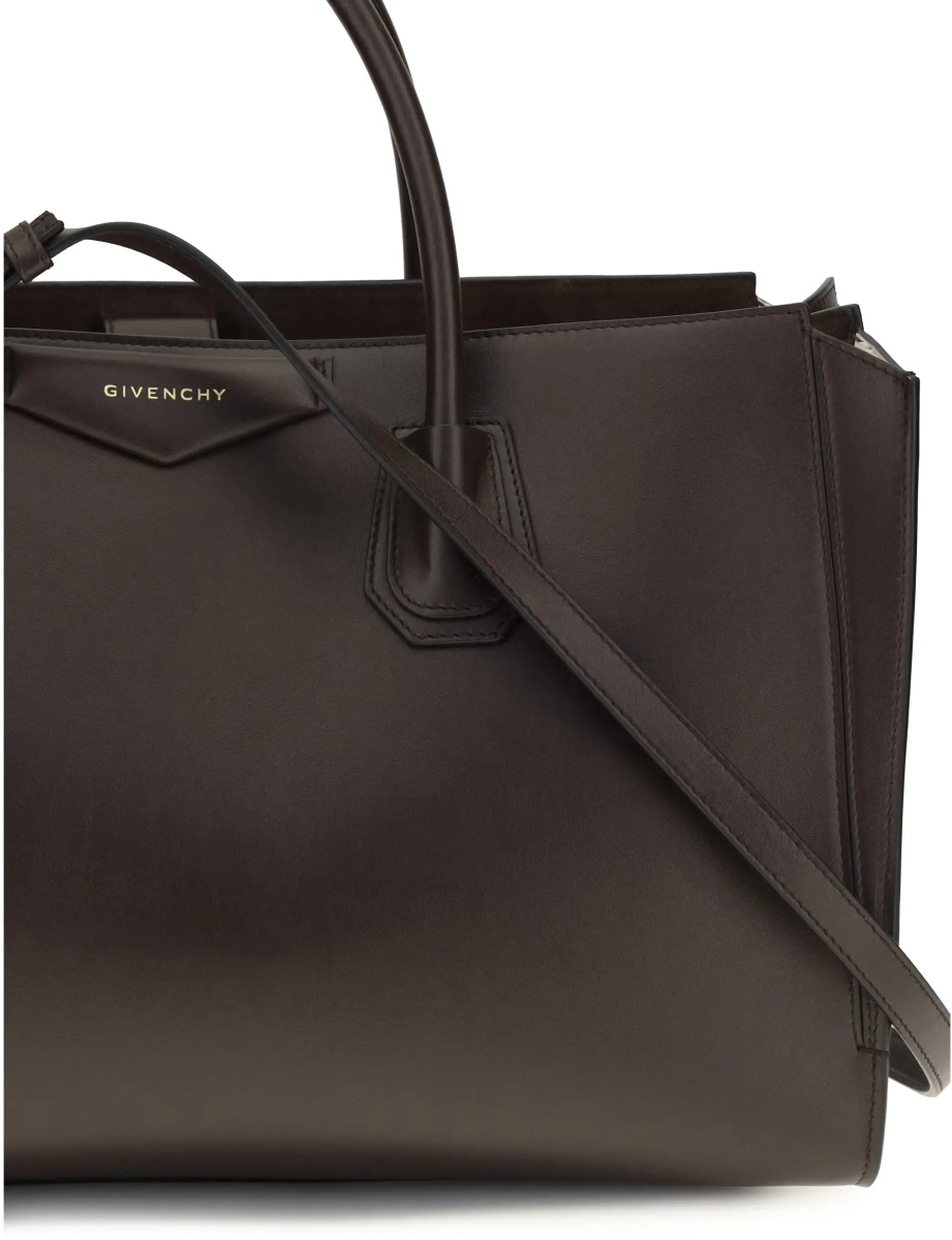 Geanta de mana Medium Antigona Catchall glossy grained leather Handbag - Img 4