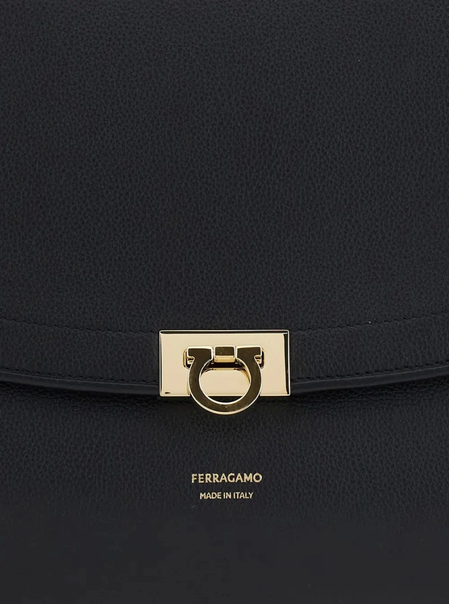 Geanta de umar Ferragamo neagra din piele - Img 3