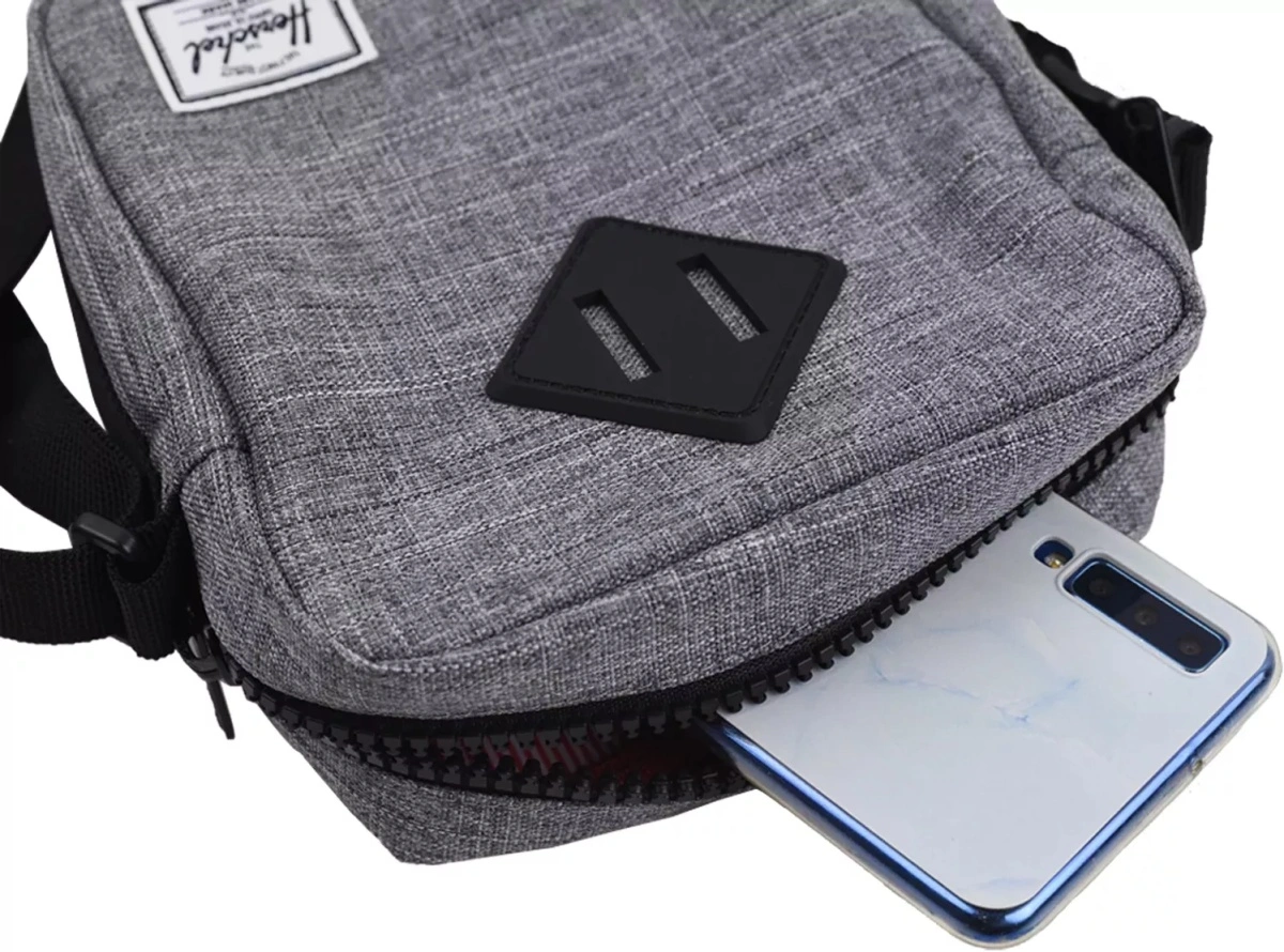 Genti Herschel Supply Co. Heritage Crossbody - Img 4