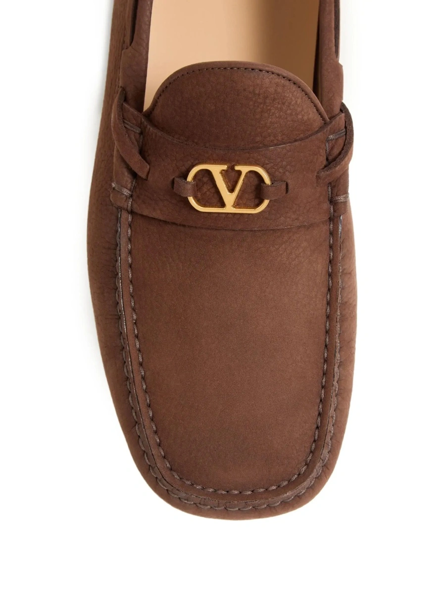 Mocasini Brown Loafers with Round Toe and VLogo Plaque in Suede Man - Img 8