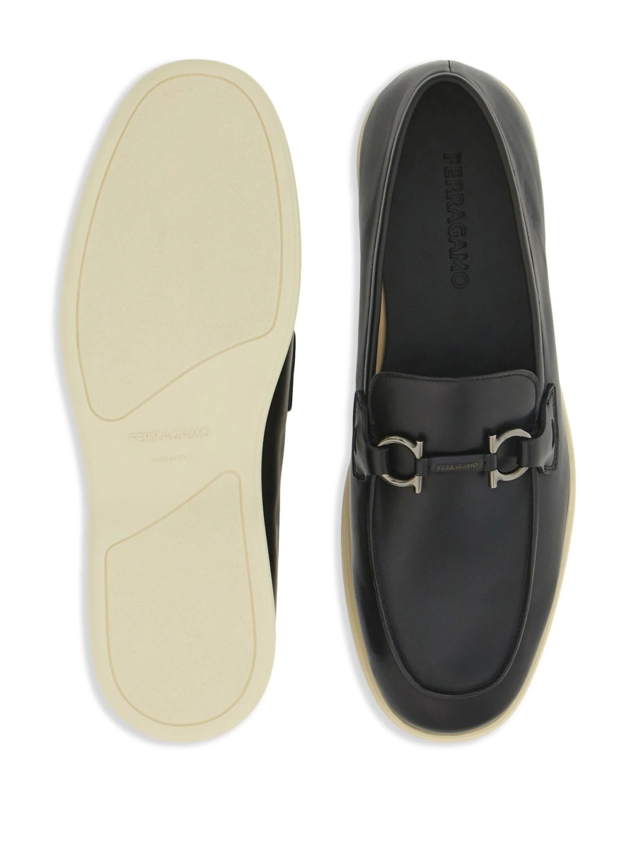 Mocasini Ferragamo gancini negri din piele - Img 5