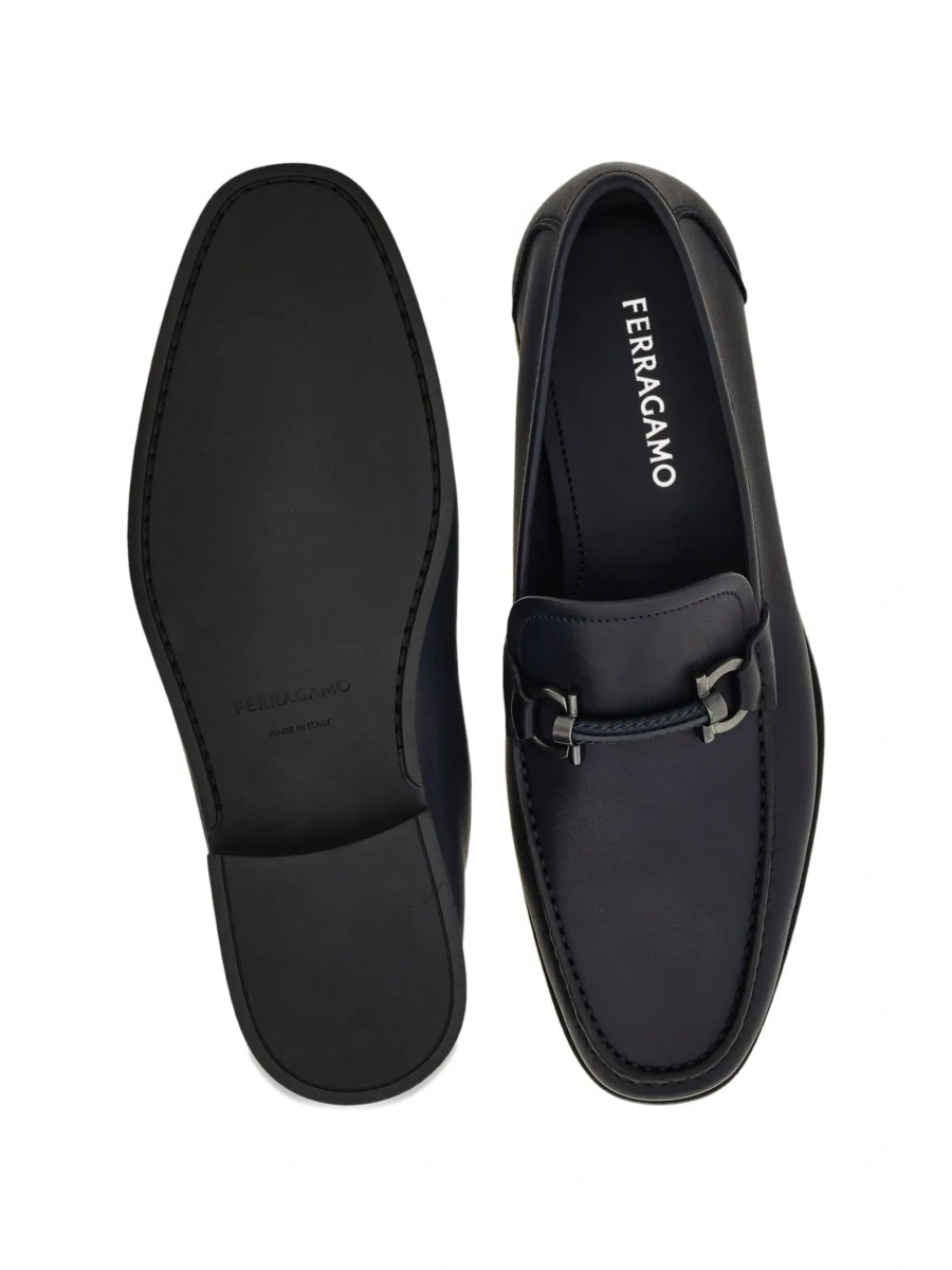 Mocasini Ferragamo negri din piele - Img 6