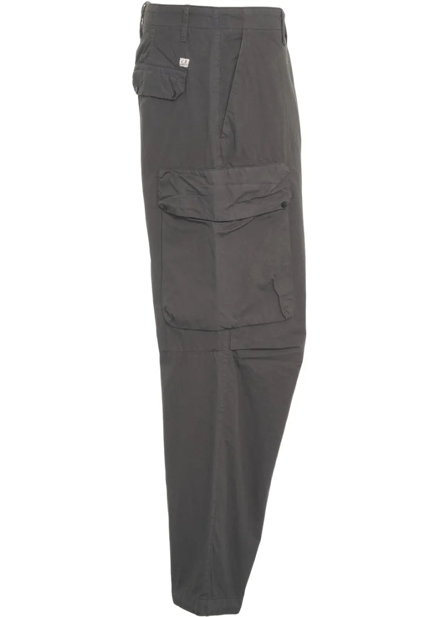 Pantaloni Cargo pants with logo detail - Img 3