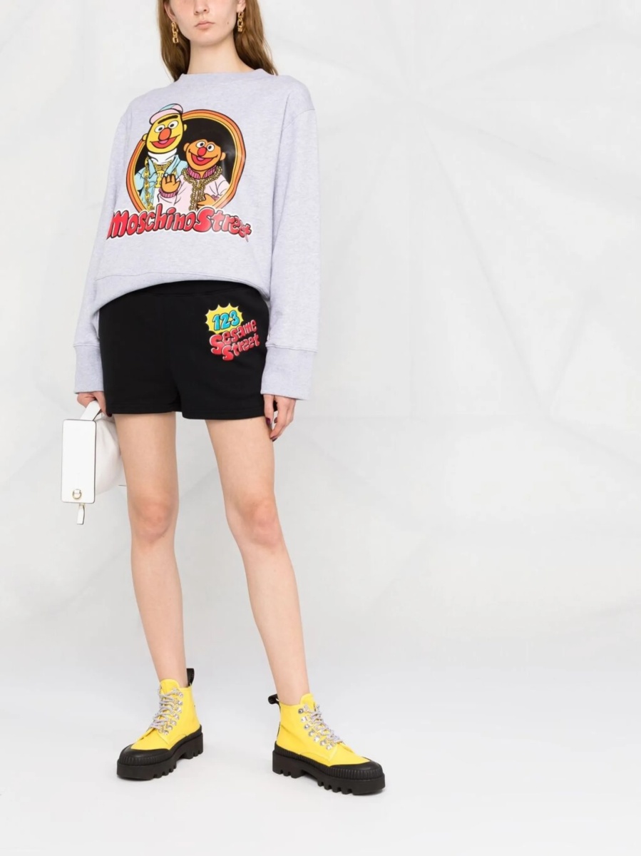 Pantaloni scurti Moschino negri - Img 2