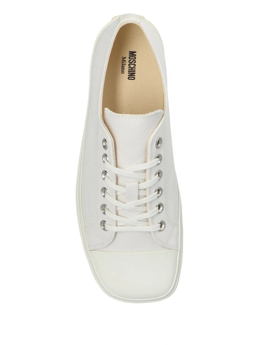 Sneakers Moschino albi din material textil - Img 4