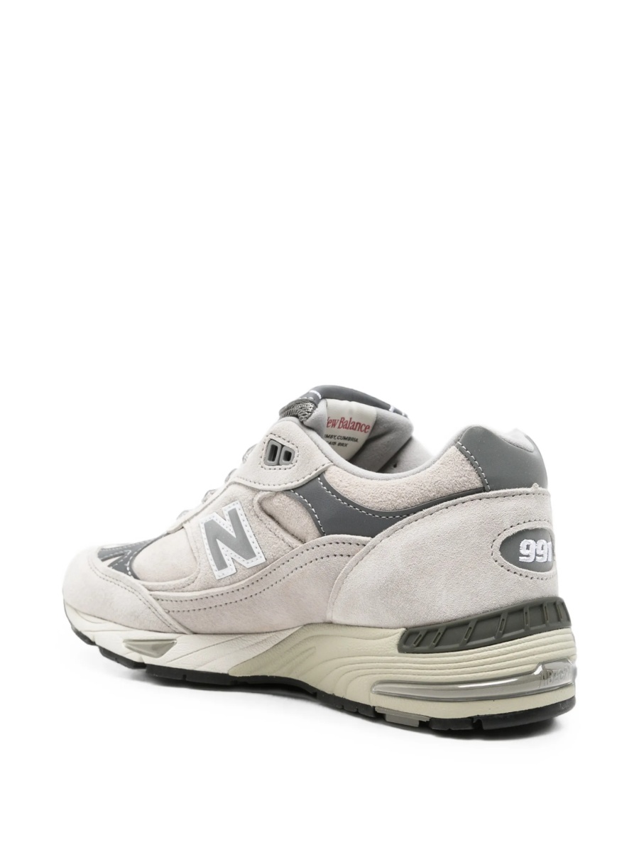Sneakers New Balance gri din piele intoarsa - Img 3