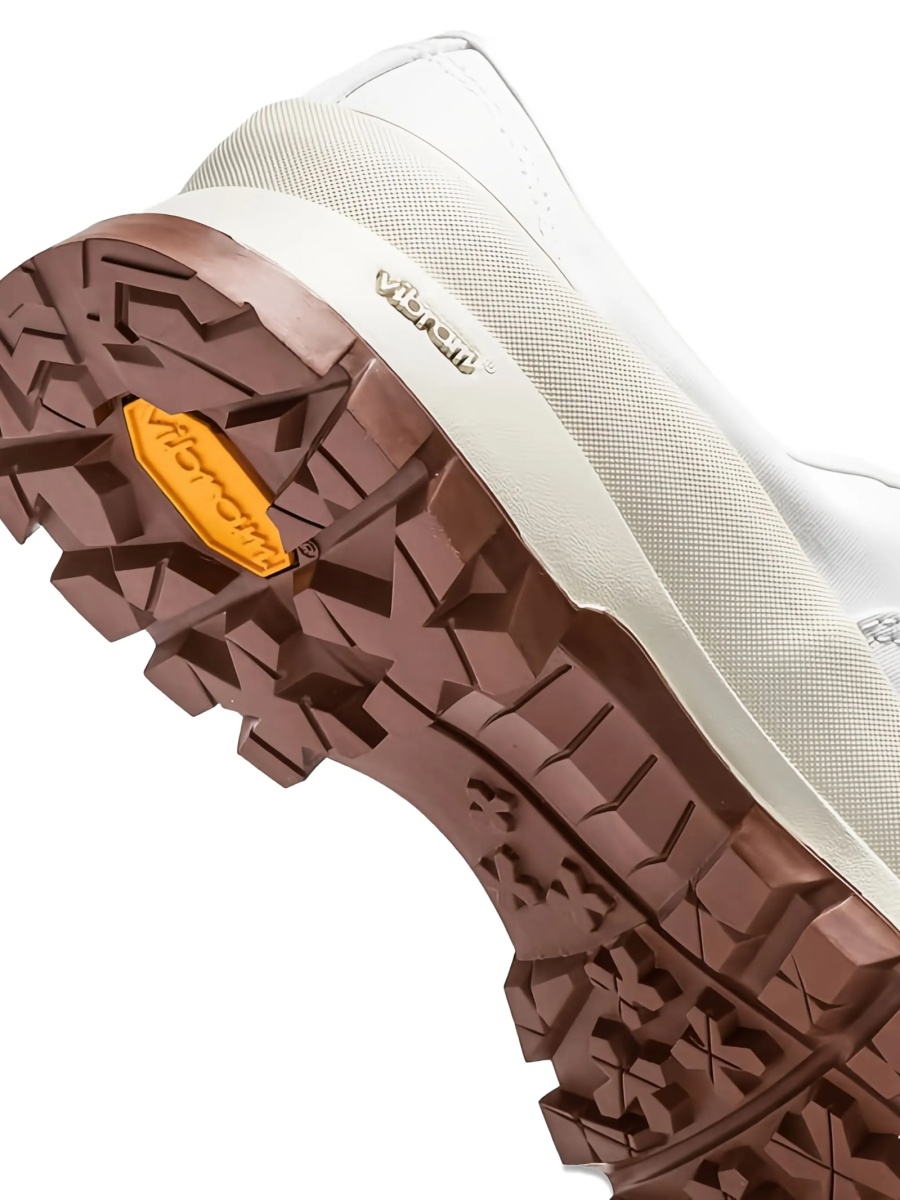 Sneakers Vans albi din material textil - Img 5