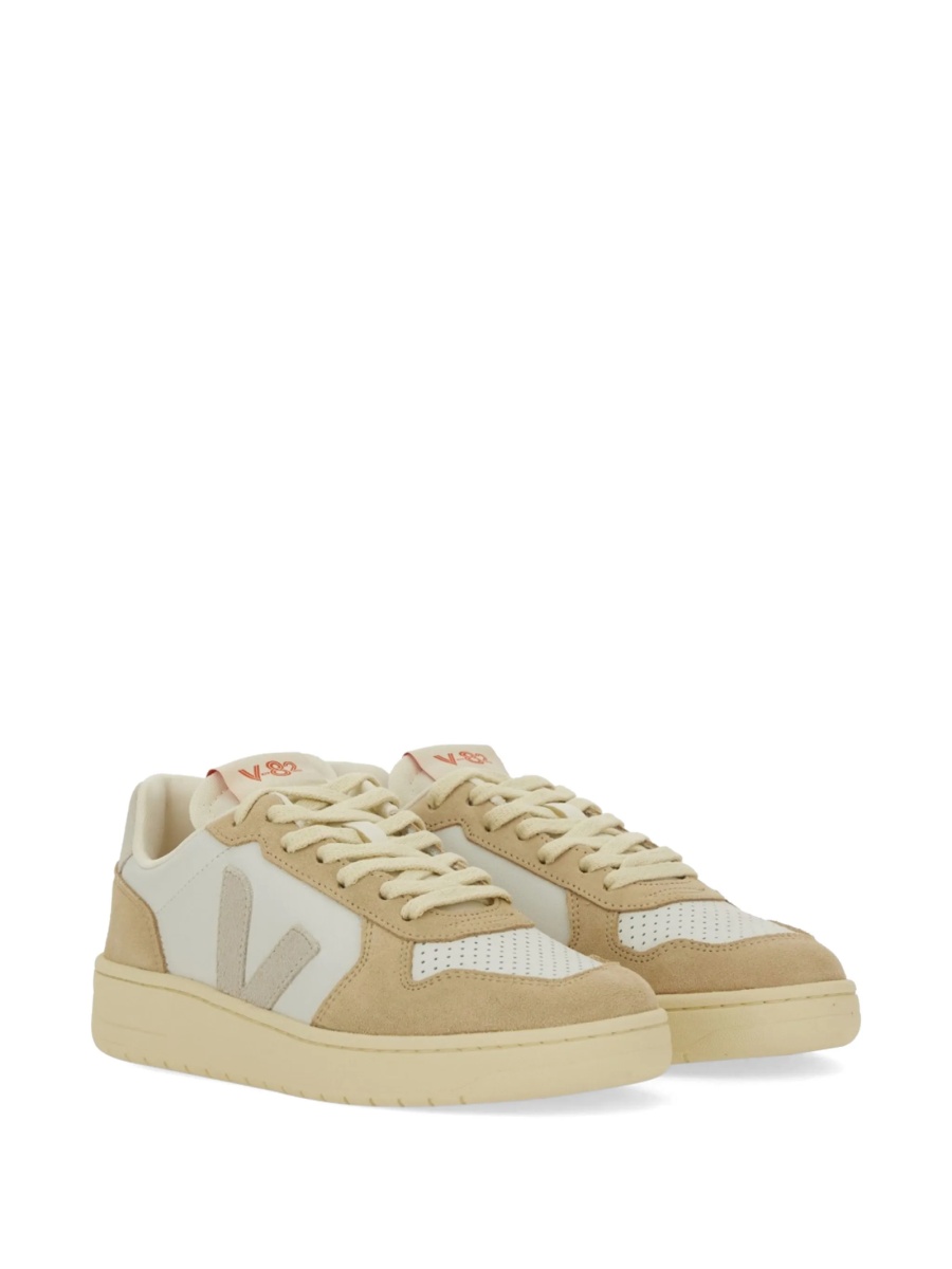 Sneakers VEJA neutri din piele - Img 2