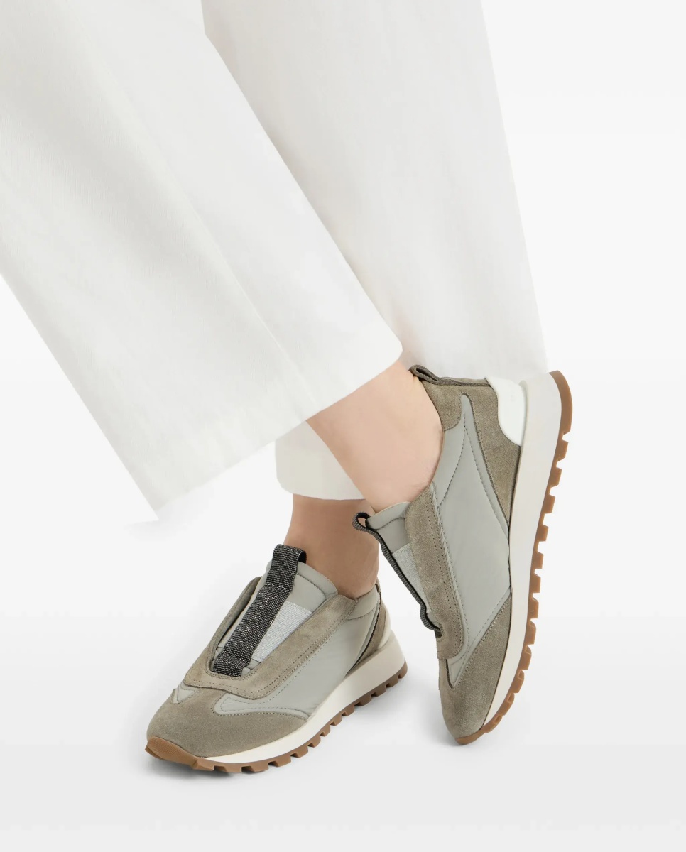 Sneakers with Precious Detail - Img 5
