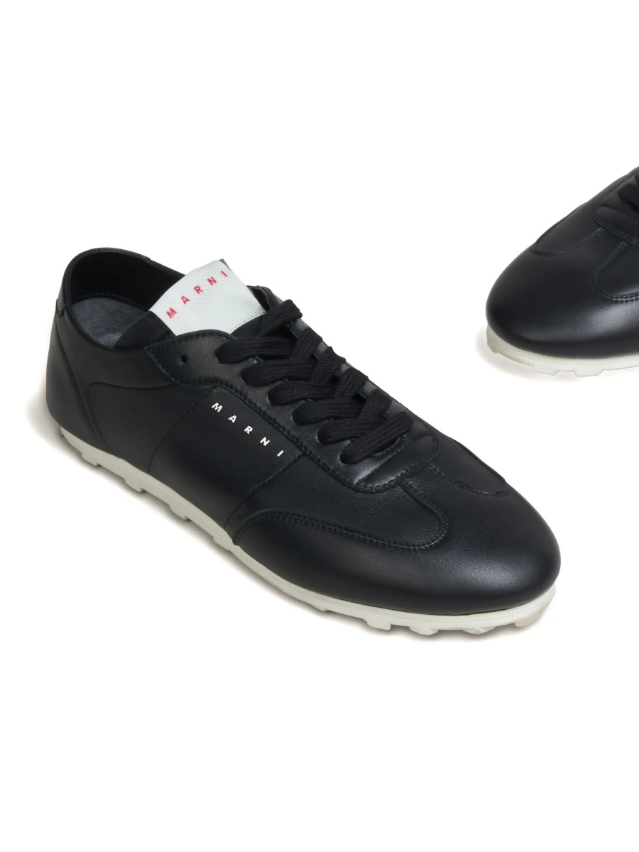 "Softy Soccer" Sneakers - Img 4