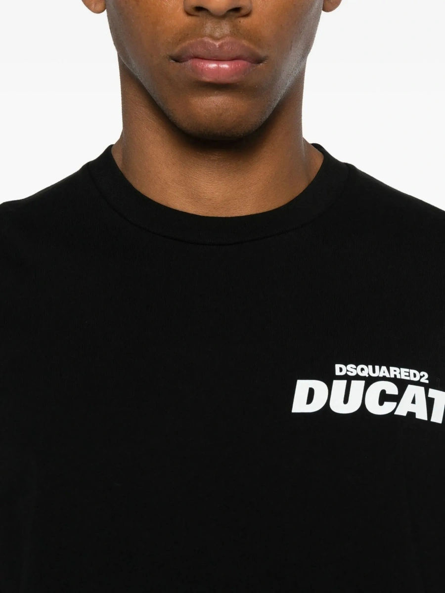 Tricou 'Ducati x D2' Black T-Shirt with Logo on the Front in Cotton Man - Img 6