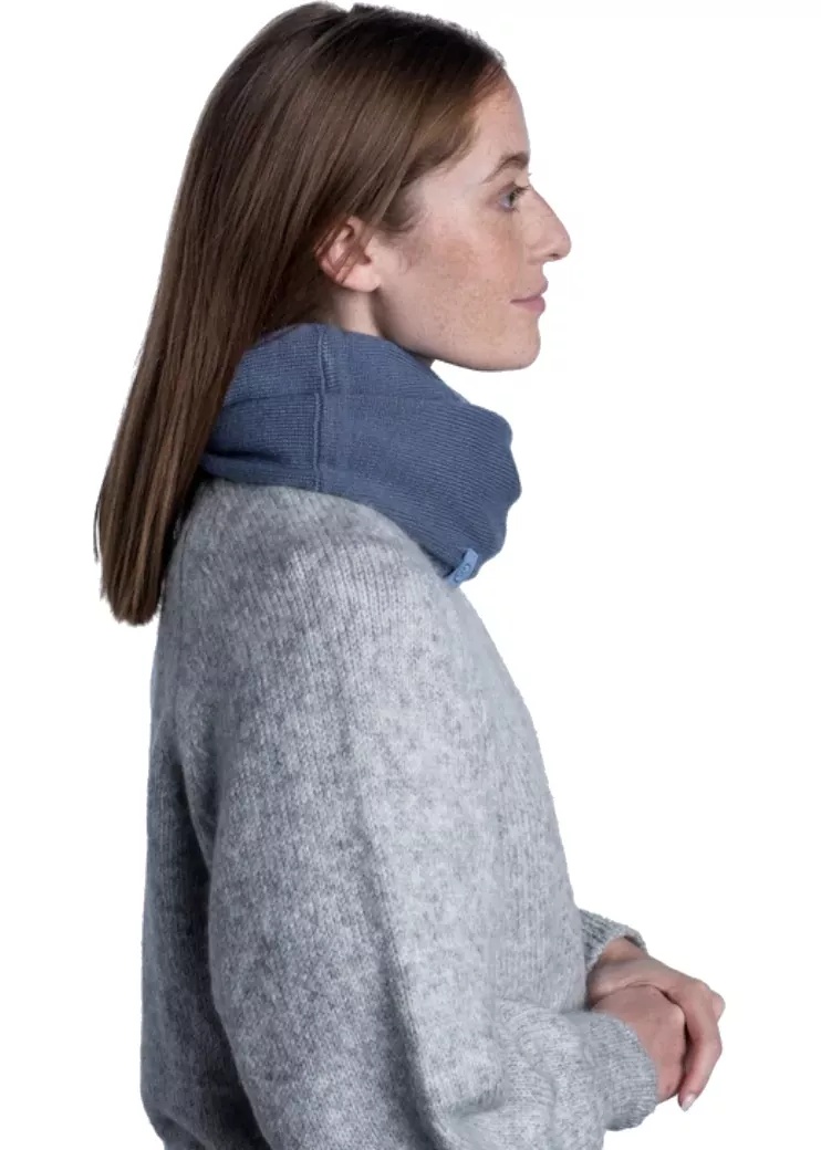Yulia Knitted Infinity Scarf - Img 4