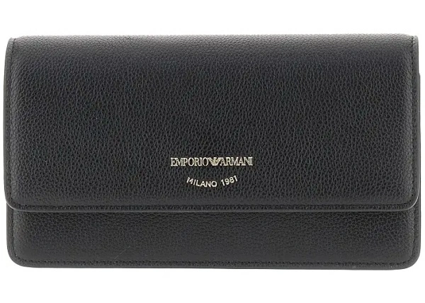 Genti Grained leather clutch with chain