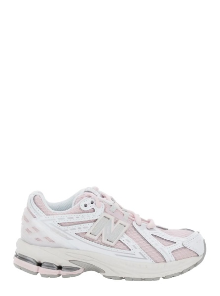 Sneakers '1906R' Pink Low Top Sneakers with Logo Detail in Mix of Techno Fabrics Girl
