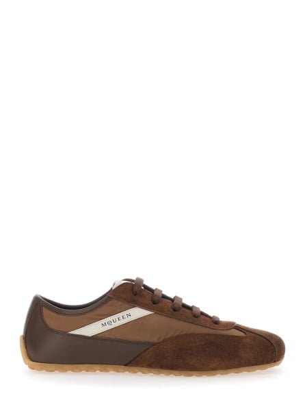 Sneakers 'Boxe' Brown low top sneakerswith Bicolored Details and Logo Lettering on the Side in Suede for Men