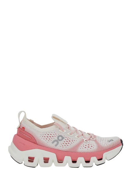 Sneakers 'CloudXTempo' Pink Low Top Sneakers with Perforated Design and Logo on the Side in Tech Fabric for Women