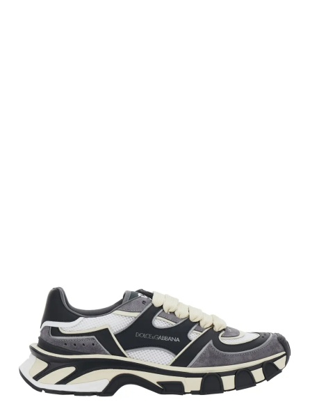 Sneakers white and black Sneakers with logo lettering on the side and design with leather and suede inserts for men