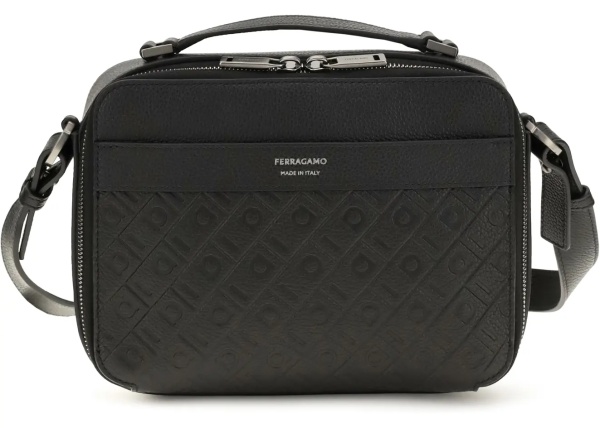 Geanta de mana Leather crossbody Bag with embossed Gancini pattern