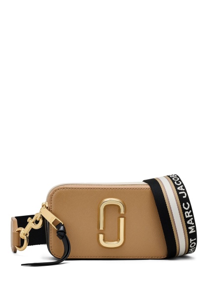 Geanta tip postas Marc Jacobs snapshot maro din piele si poliuretan
