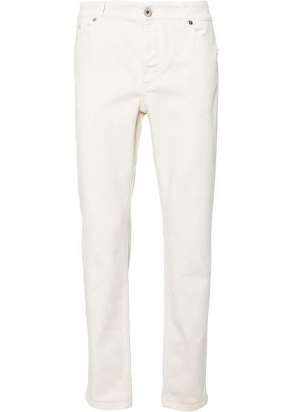 Jeans with turn-up hem