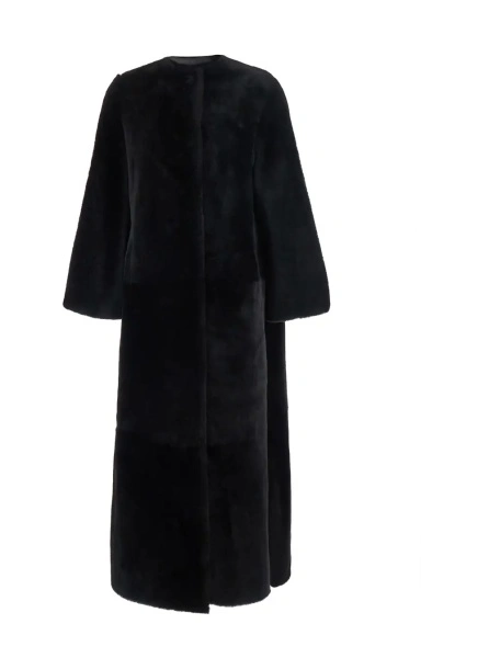 Palton Brown Shearling Coat with round collar and snap button closure on the front in fur for women