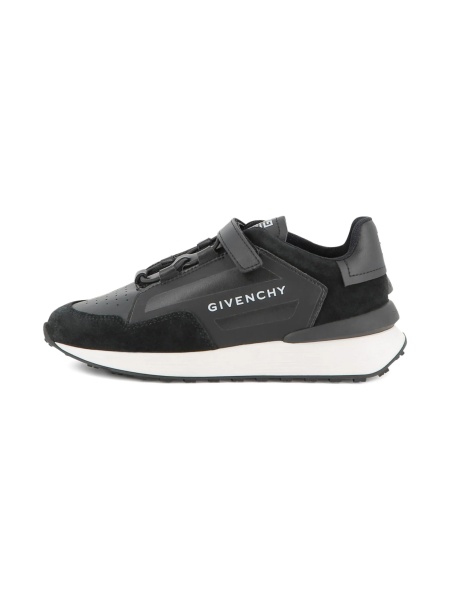 Sneakers Givenchy negri din piele intoarsa si piele