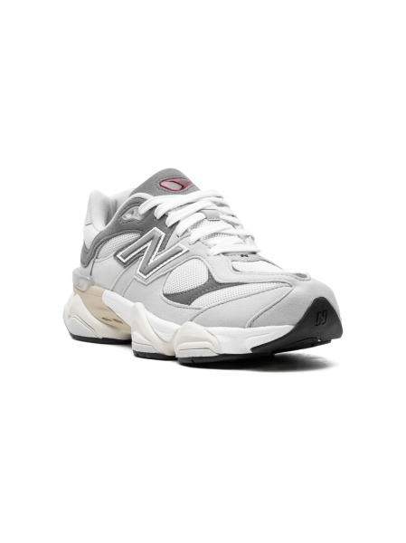 Sneakers New Balance Kids gri din piele si plasa