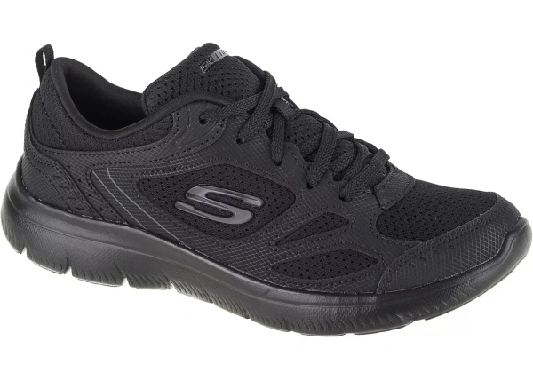 Sneakers Summits Suited