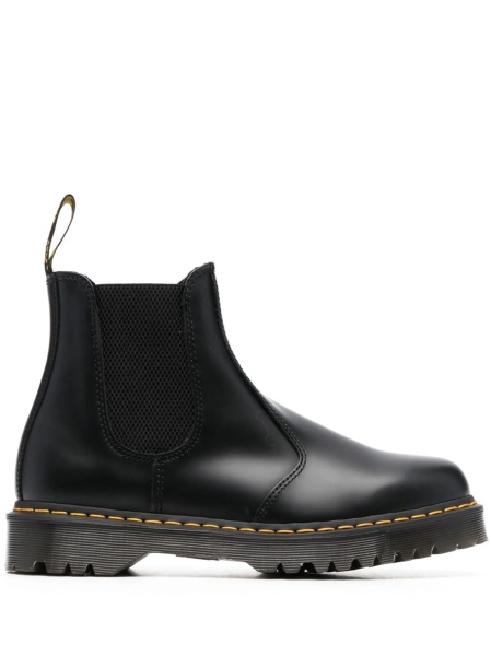 Bocanci Dr. Martens negri din piele