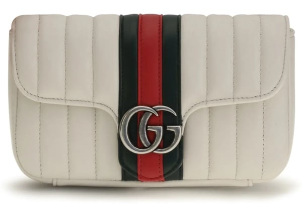 Geanta de umar Small Jetset GG Marmont Shoulder Bag
