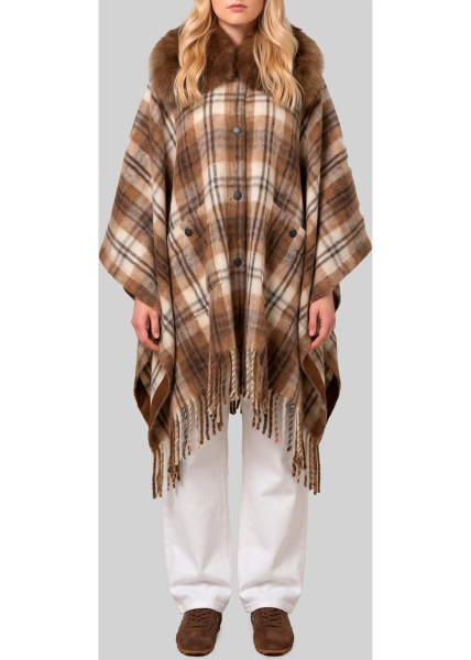 Paltoane Cape With Faux Fur Detail