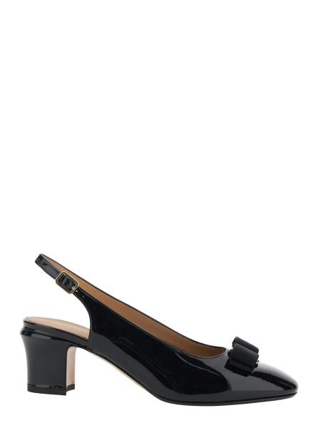 Pantofi 'Vetty' Black Pumps with Logo Plate on the Front and Low Block Heel in Leather Woman
