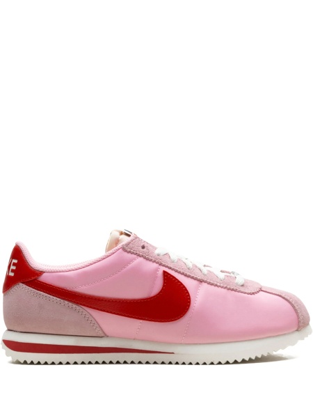 Sneakers Nike cortez roz din piele intoarsa si material textil