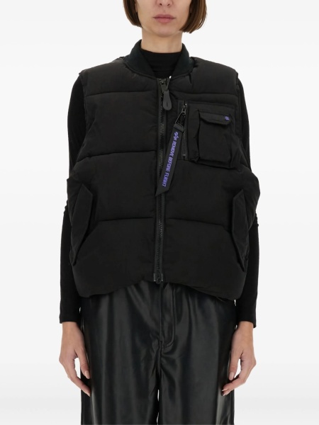 Vesta Alpha Industries neagra din acrilic si nylon