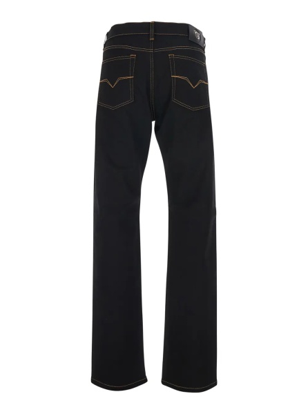 Blugi black Jeans with five-pocket design and logo patch on the back in denim for men